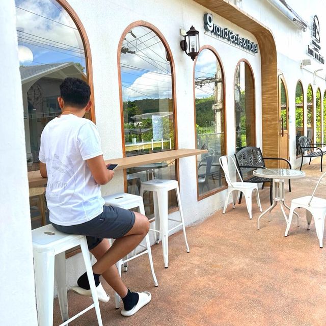 🌿Grand X Cafe & Hotel Sattahip