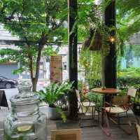 Luka Cafe - Highly rated cafe/store in BKK