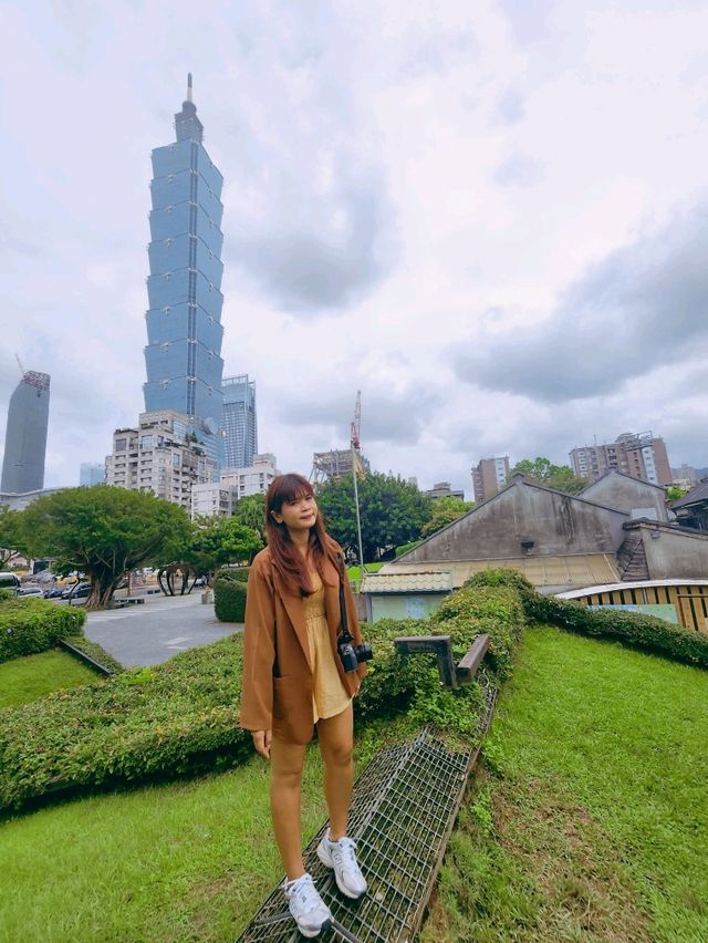 ✅️มุมถ่ายรูปกับตึก Taipei 101