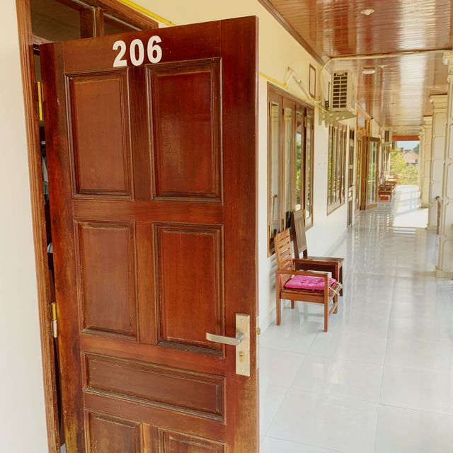 Best hotel in Vang Vieng with poolview