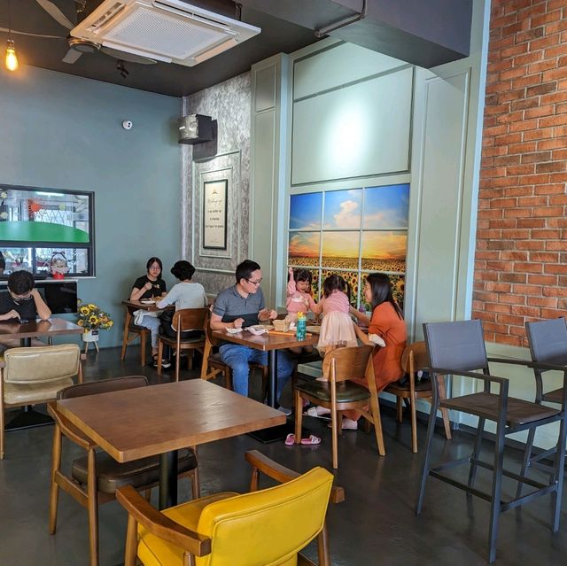 Rise & Shine Cafe