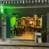 港式懷舊風嘅泰式菜館