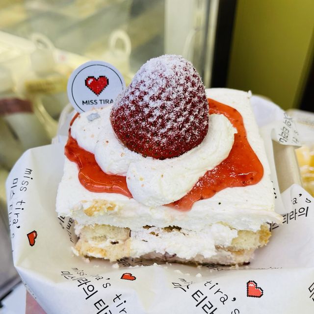 🍰Miss Tira 香港首家現切提拉米蘇專門店