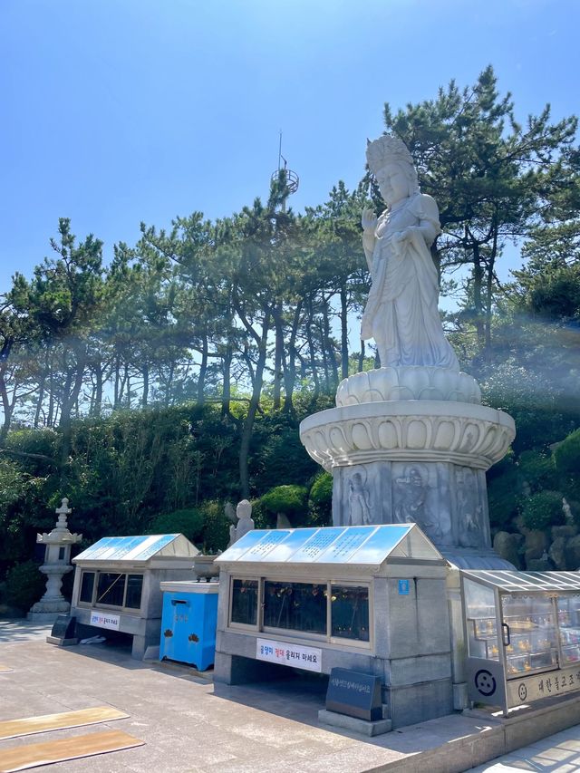 한국에서 가장 아름다운 사찰, 해동용궁사