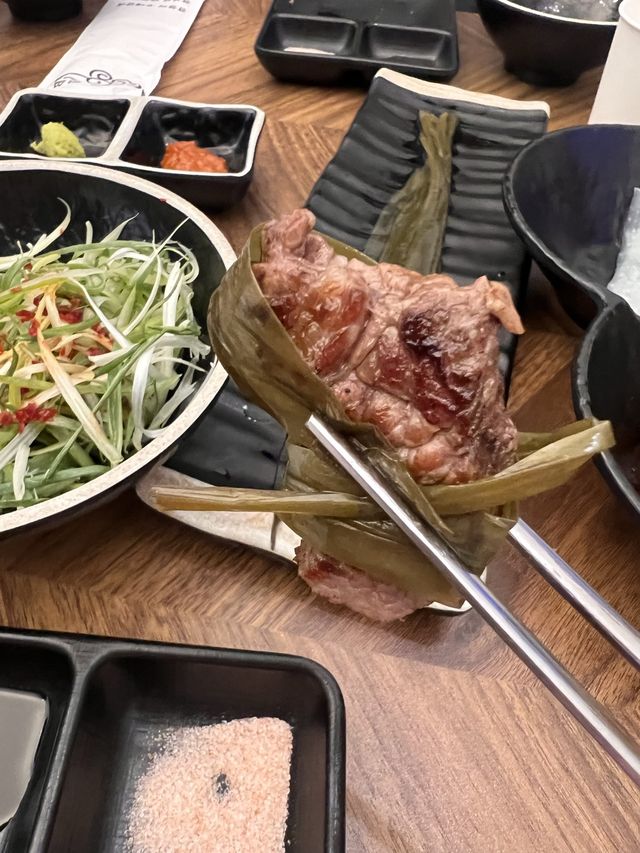 韓国/ソウル【明洞】サムギョプサルもカルビも食べれる！個室のお肉屋さん
