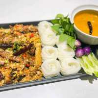 ตำนานความอร่อยคู่กรุงเทพ มายาวนานกว่า 27 ปี

ขนมจีนบางกอก