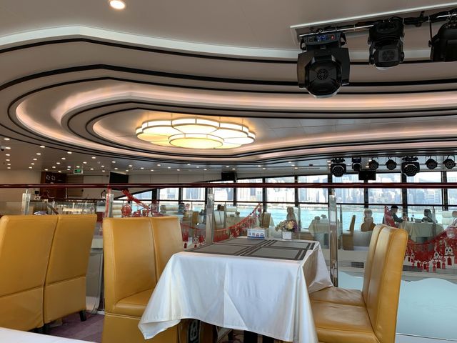 Oriental Pearl Cruise-Looking for HK from its sea
