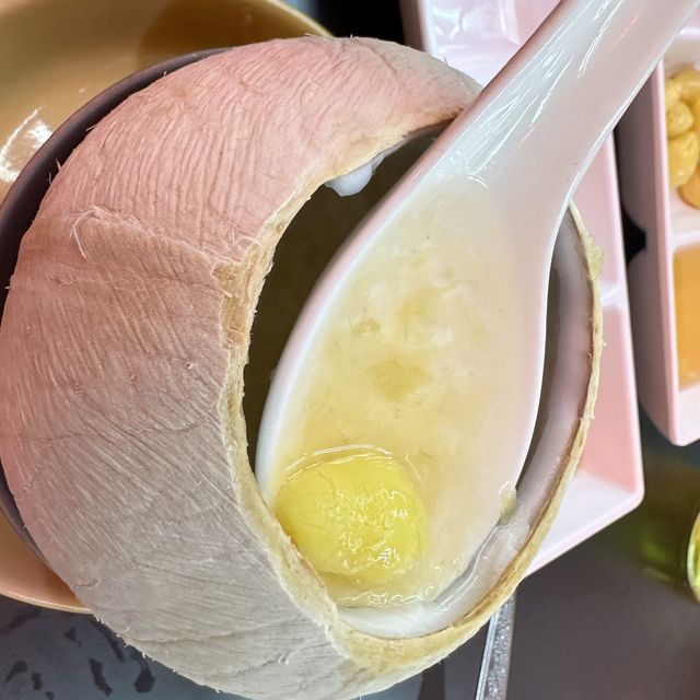 曼谷唐人街夜市燕窩專門店