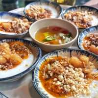 다낭여행🍜갓 뜨기 시작한 #신상맛집 #응온티호아 다녀왔어요