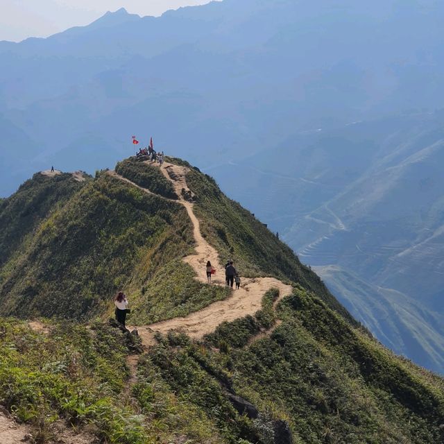 Tà Xùa những ngày không mây