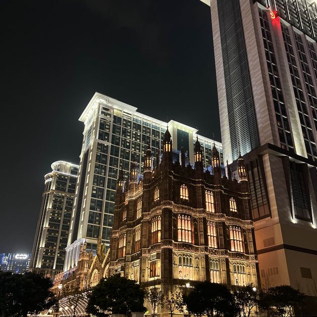 奢华穹顶酒店大堂 必打卡位 奢华穹顶酒店大堂 必打卡位