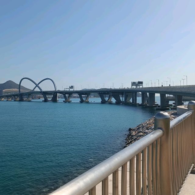 Seaside - The Double-Arch Cross Bay Link