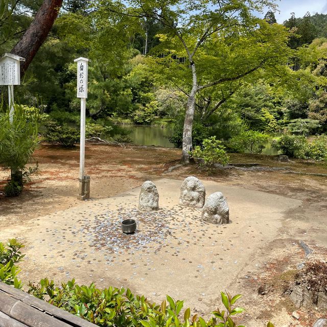 kinkakuji temple