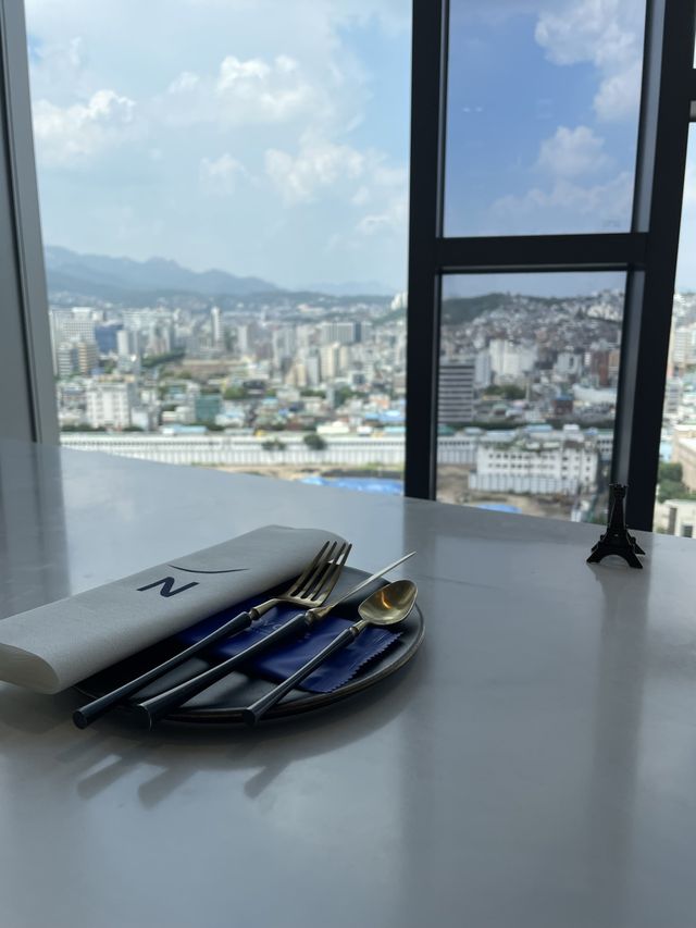풀파티도 즐길 수 있는 ‘노보텔앰베서더 동대문’