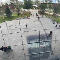 A reflection bowl in Rotterdam