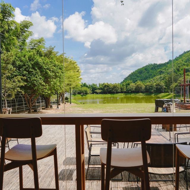 CHAN nature cafe' คาเฟ่ที่ถูกโอบล้อมไปด้วยแคตตัส