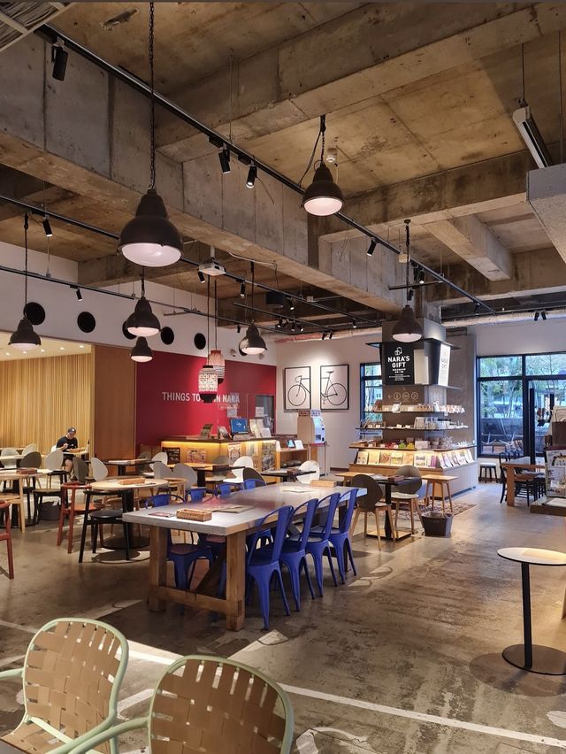 คาเฟ่กวาง NARANICLE, NARA