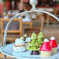 Afternoon Tea ธีมคริสมาสที่ โรงแรม เพนนินซูลา กรุงเทพฯ