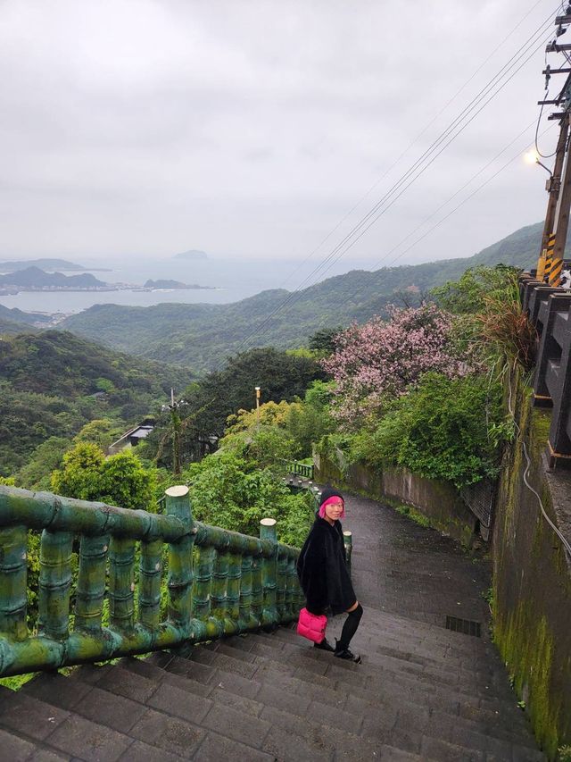 Jiufen: A Misty Mountain Gem in Taipei 
