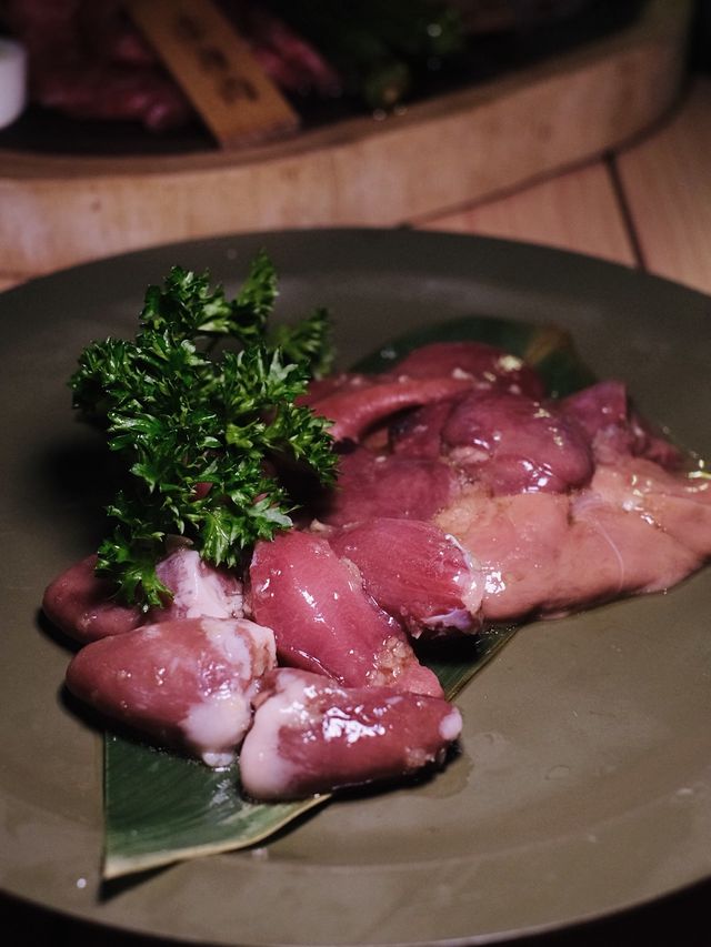 在銅鑼灣鬧市中的露營生活 #寵物友善 