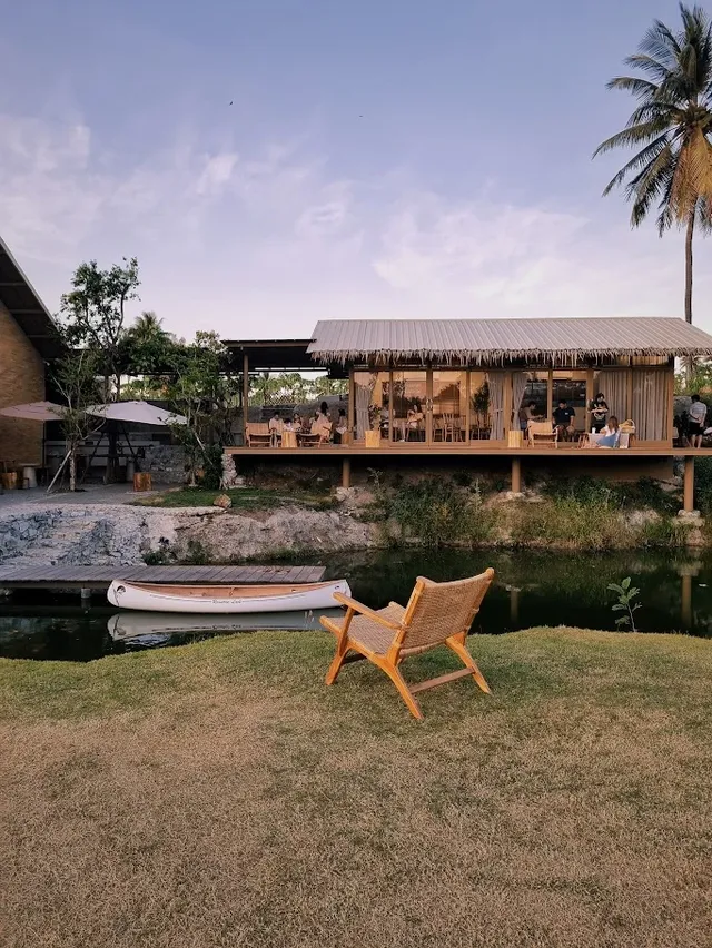 SERENE HOUSE CAFE CHONBURI