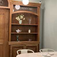 「hoc cheesecake」：市中心美麗咖啡店，放鬆身心
