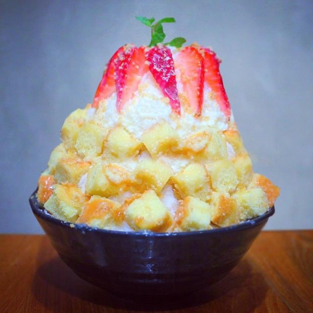 Brik Cafe