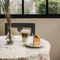 Whale Bake • คาเฟ่โฮมมี่ รัชโยธิน