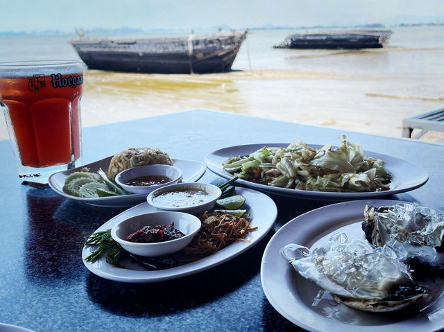 泰國芭堤雅 在地海鮮餐廳 Mum Aroi Restaurant - Na Kluea Branch มุมอร่อย สาขานาเกลือ