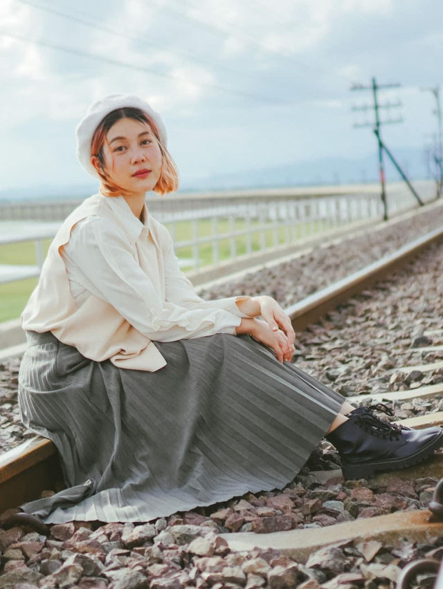 รถไฟลอยน้ำ เขื่อนป่าสักชลสิทธิ์