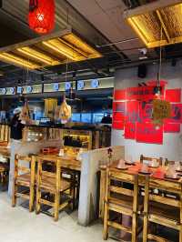 「燒烤天堂!犟店燒烤征服萬千食客」