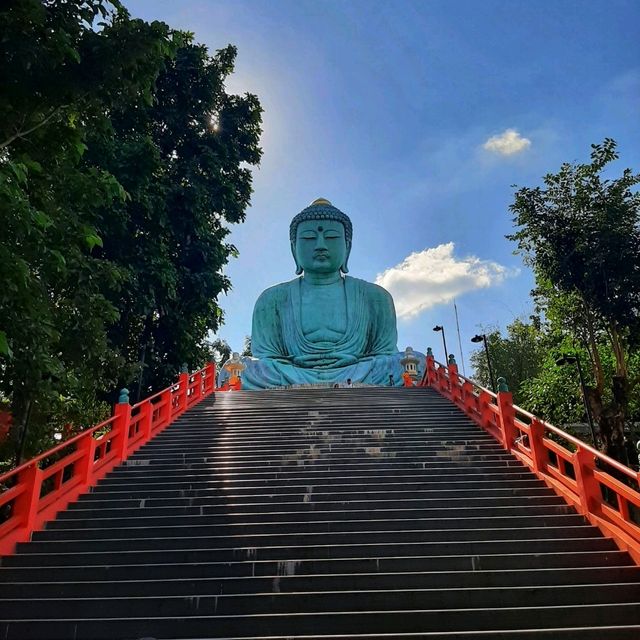 วัดพระธาตุดอยพระฌาน สักการะพระใหญ่ไดบุทสึ