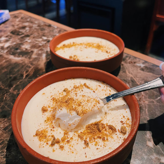 🌟 Enjoying the exotic Lebanese ambiance in Central 🌟