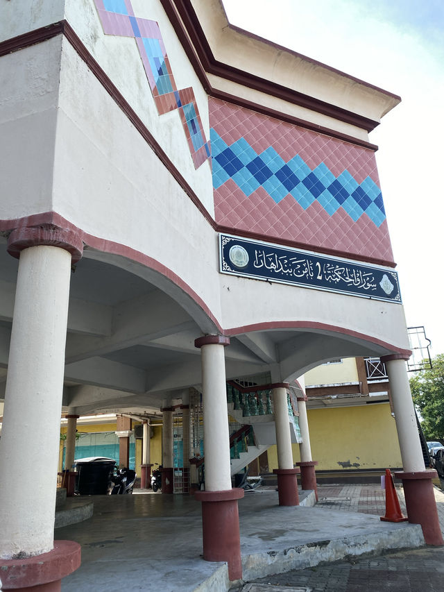 Unique ceramic tiles restored on the wall! 