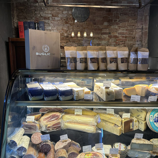 ベトナム・ホイアン＊趣ある石造りの素敵なcafe