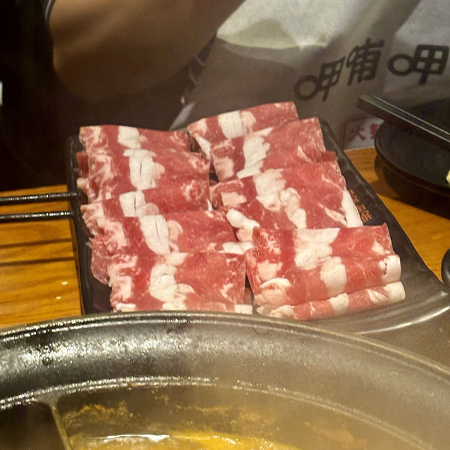 【南京】呷哺呷哺：富有氛圍的火鍋體驗