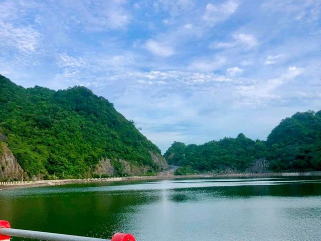 My solo trip to Cat Ba island