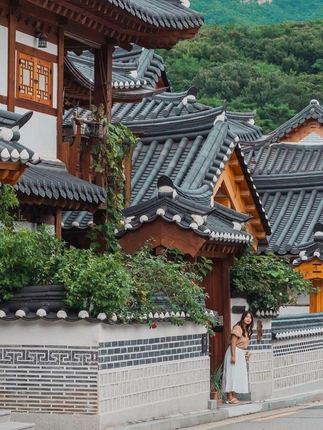 Step Back in Time: Eunpyeong Hanok Village 🇰🇷🏘️