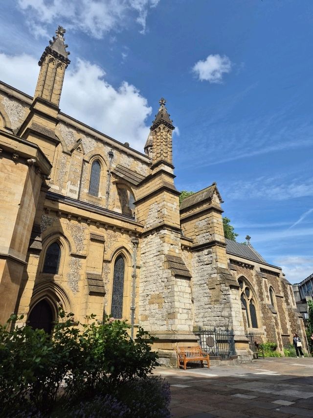 ⛪️무료로 구경 가능한 사우스워크 대성당⛪️