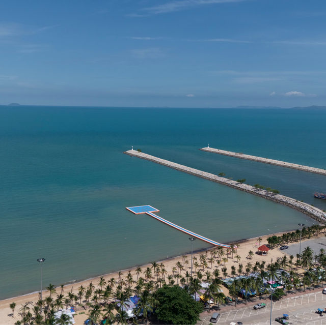 ที่พักพัทยา สระว่ายน้ำวิวปัง ใกล้ชายหาด 🏝️
