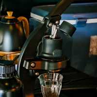 Bas's Room Cafe