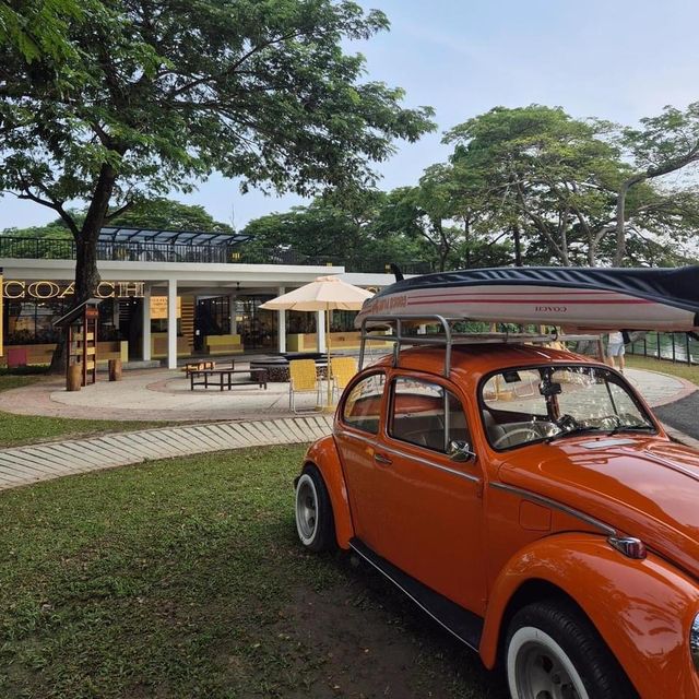 The Coach Coffee Shop，Perak