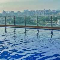 🇲🇾 Endless Horizons: The Infinity Pool at Zenith Hotel Putrajaya