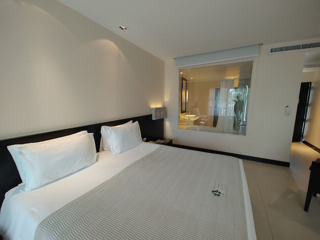 🏖️ Apsara Beachfront Resort & Villa