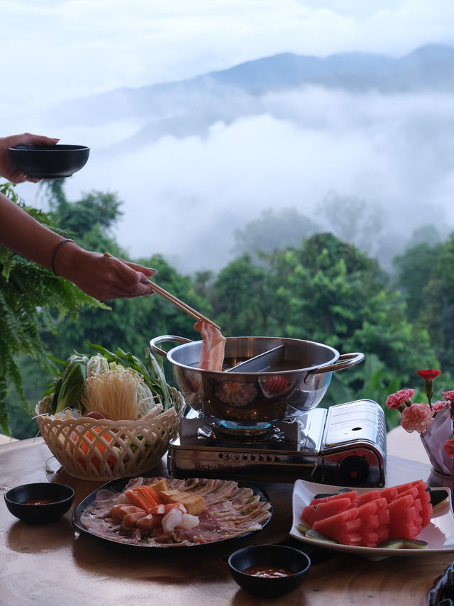 สัมผัสธรรมชาติแบบใกล้ชิด ที่ Misty Forest 🌳