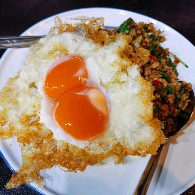 清邁大學與後門夜市