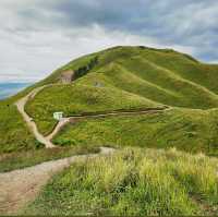 Holbung Hill, Samosir