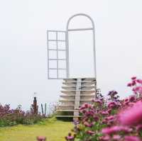 The Peak Flower Land.