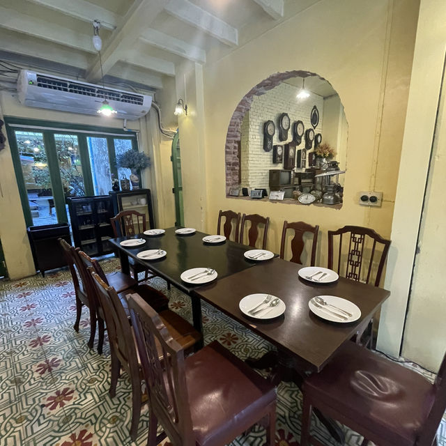 วันจันทร์ ร้านอาหารใต้ ให้ความรู้สึกทานข้าวที่บ้าน