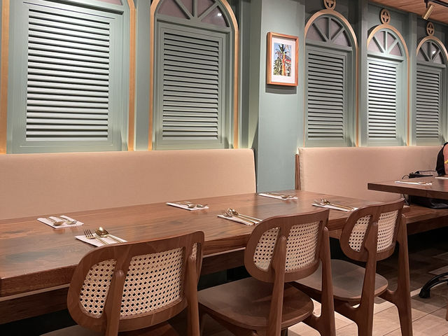 뉴욕에 위치한 태국 음식 맛집 “Mitr Thai Restaurant"